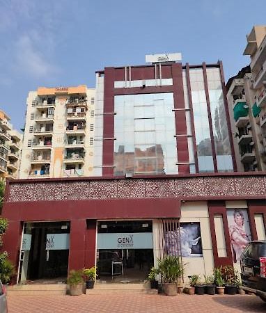 Genx Le Crescent Ghaziabad Hotel Exterior photo