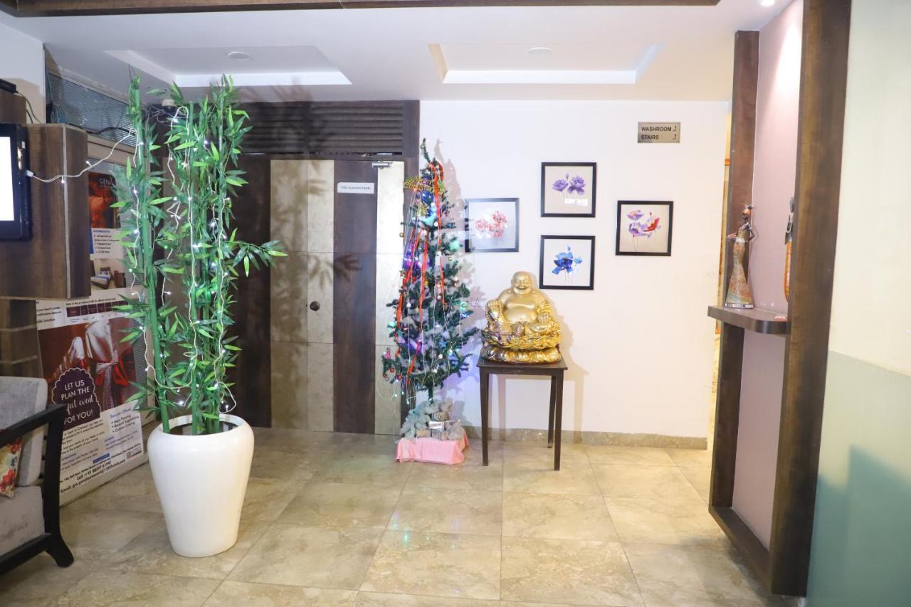 Genx Le Crescent Ghaziabad Hotel Exterior photo