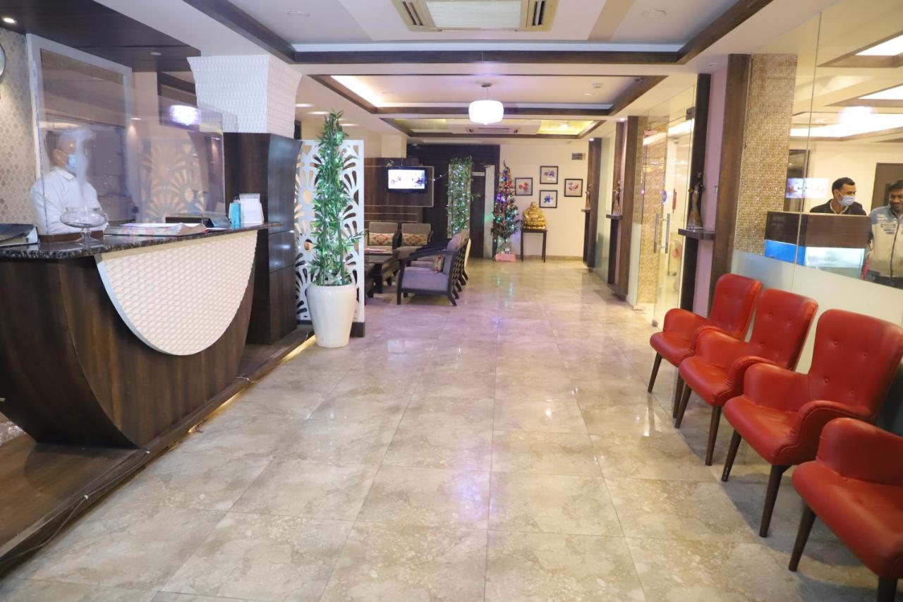 Genx Le Crescent Ghaziabad Hotel Exterior photo