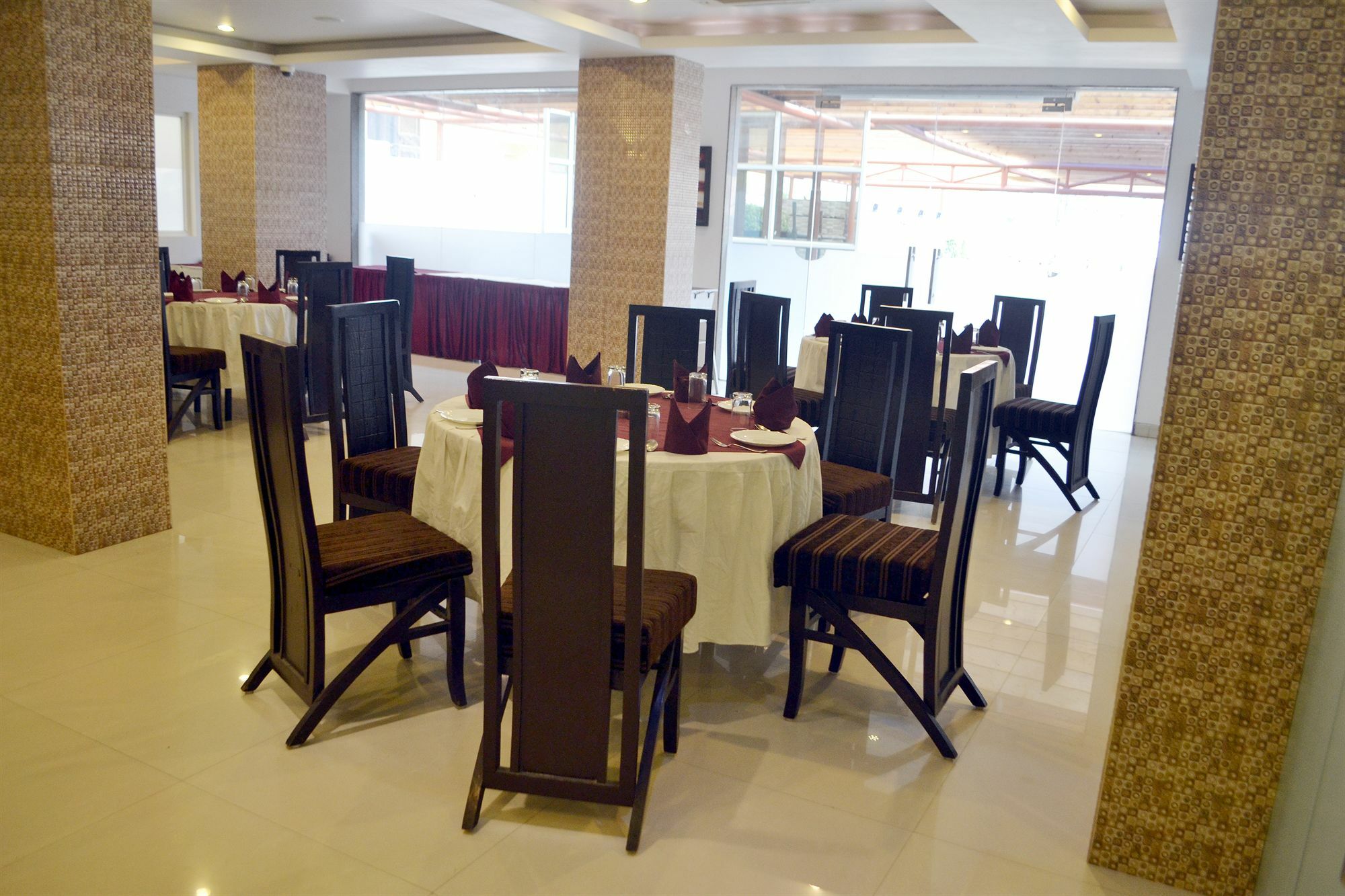 Genx Le Crescent Ghaziabad Hotel Exterior photo