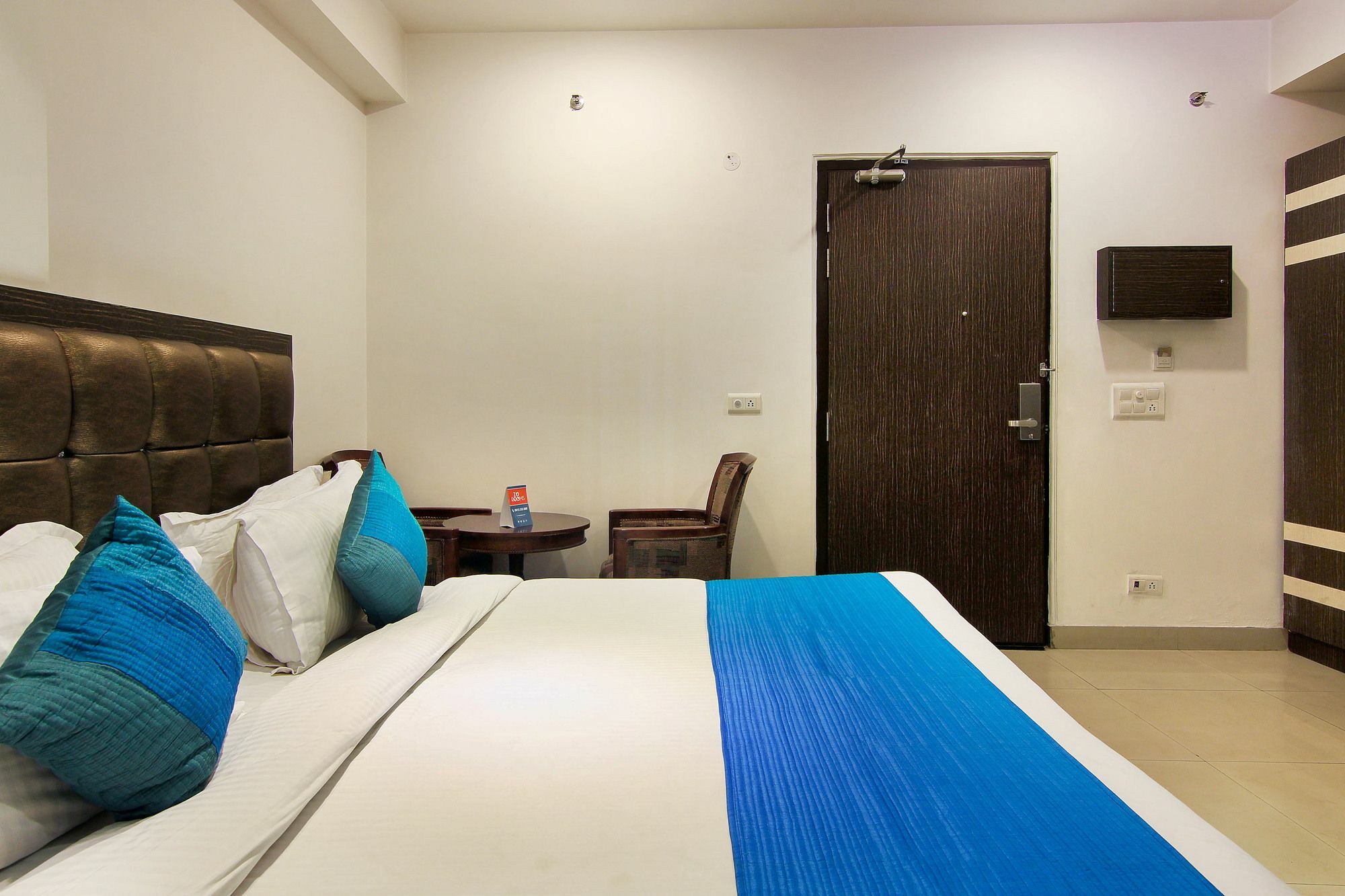Genx Le Crescent Ghaziabad Hotel Exterior photo
